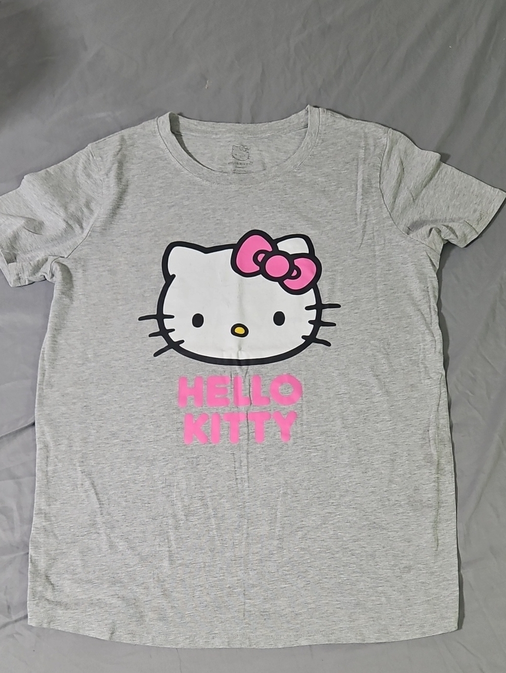 Hello Kitty Light Gray Tee with Pink Bow and Logo Print